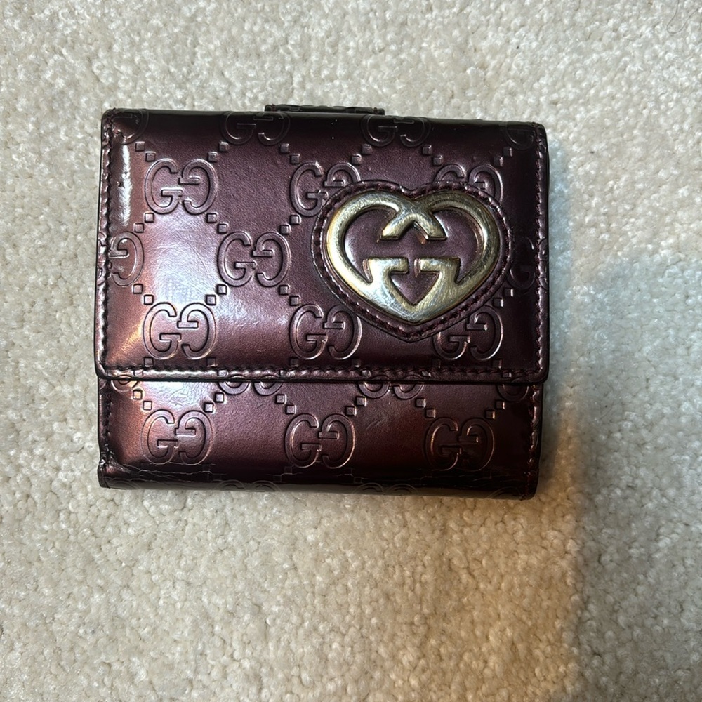 Euc Gucci Women's 299924 GG Rose Shine Interlocking GG Heart French Wallet O/S